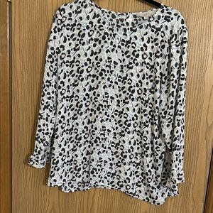 LOFT Black and White Patterned Blouse